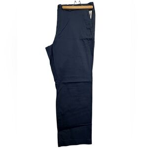 Amazon Essentials Men's Dark Blue Chinos